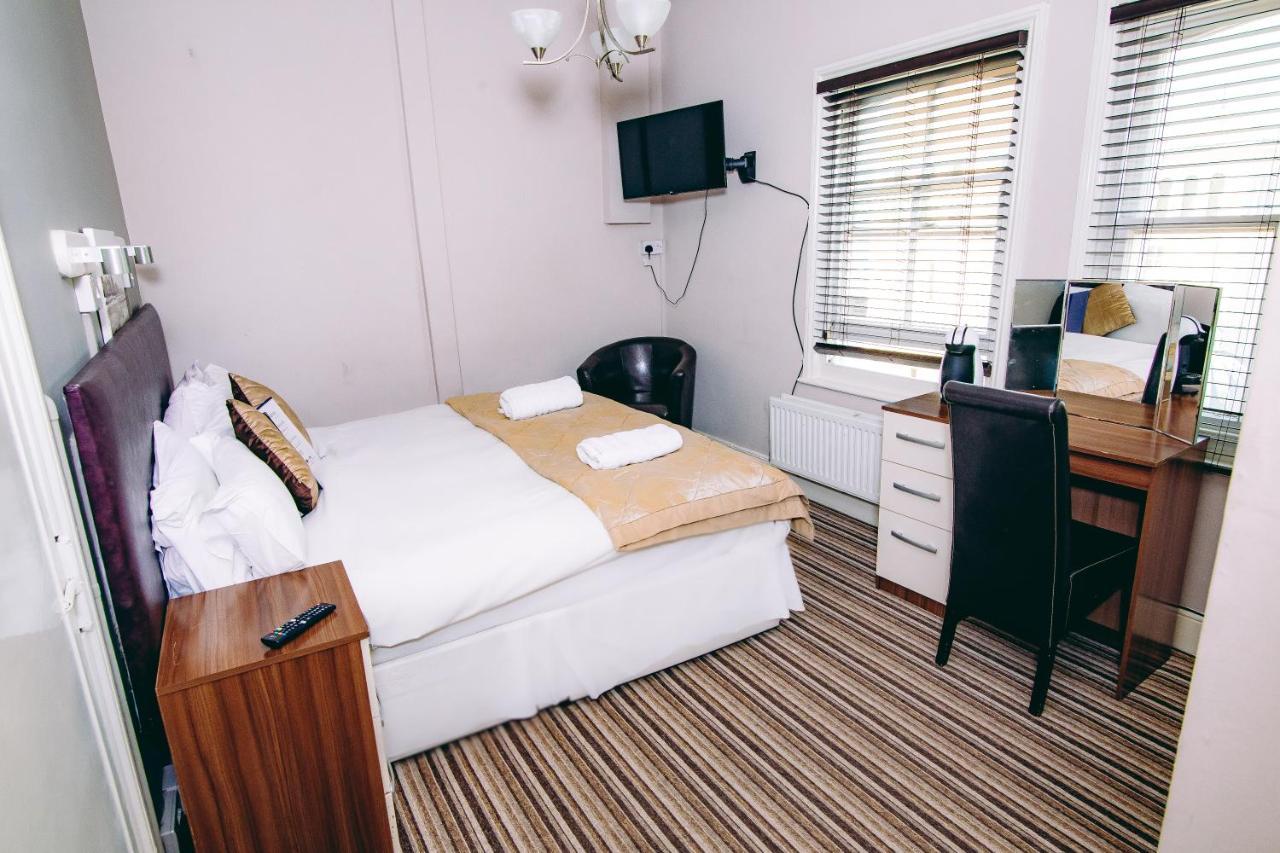Bed and Breakfast The Mowbray Истбурн Экстерьер фото